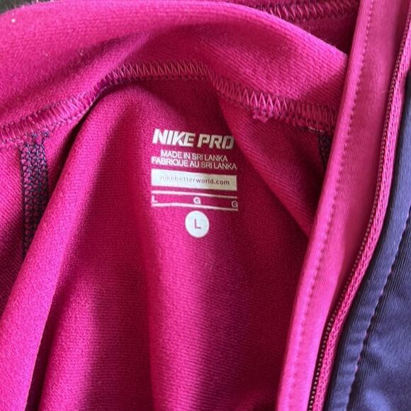 NWT Nike Pro Women’s Quarter Zip - Picture 7 of 7